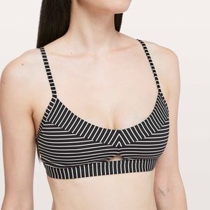 Lululemon Deeper Breath Sports Bra Size 2